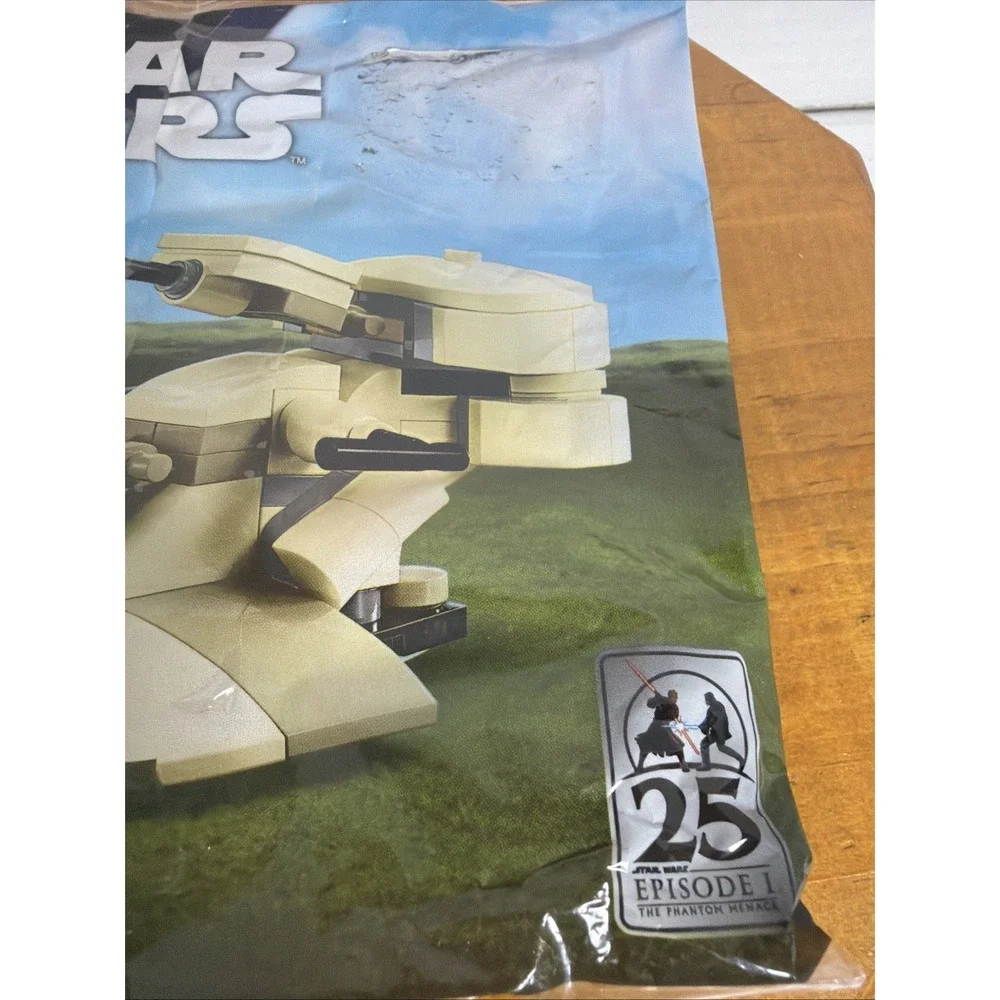 LEGO Star Wars: AAT (30680) - Picture 3 of 8
